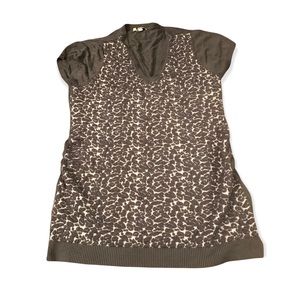 Woman’s Grey and White Mini Sweater Dress Plus 3x